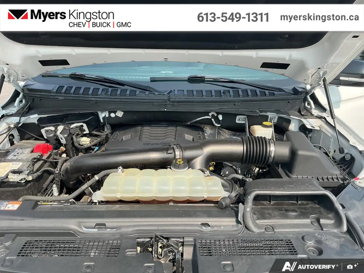 Ford Expedition - Image 13