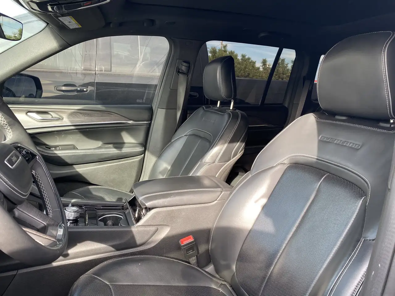 Jeep Grand Cherokee - Image 2