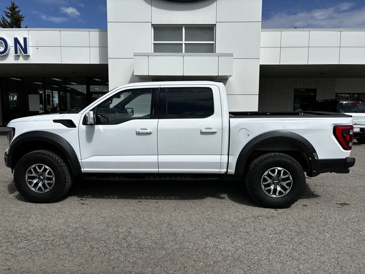 Ford F-150 - Image 7