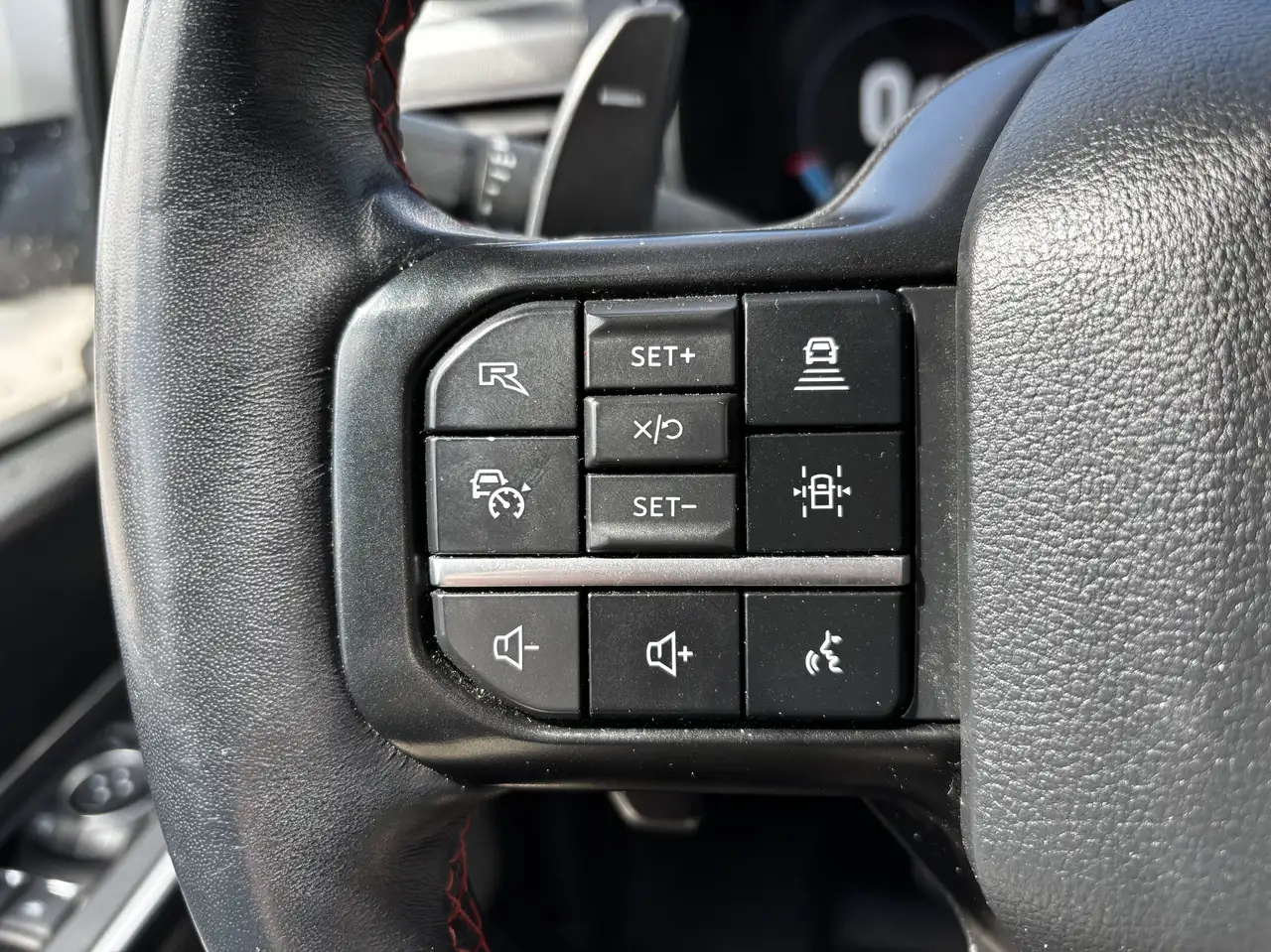 Ford F-150 - Image 20