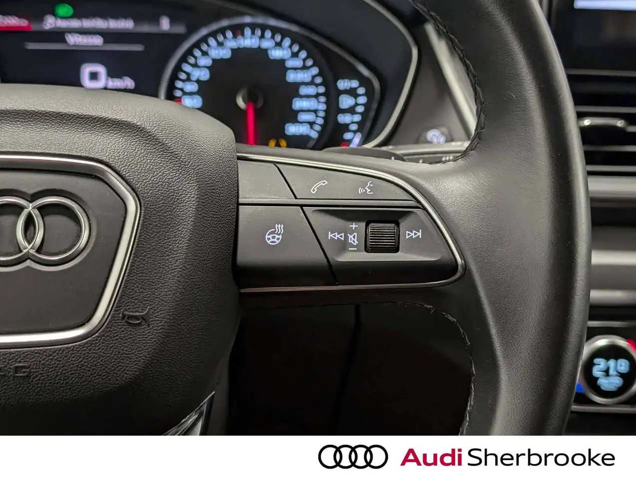 Audi Q5 - Image 19