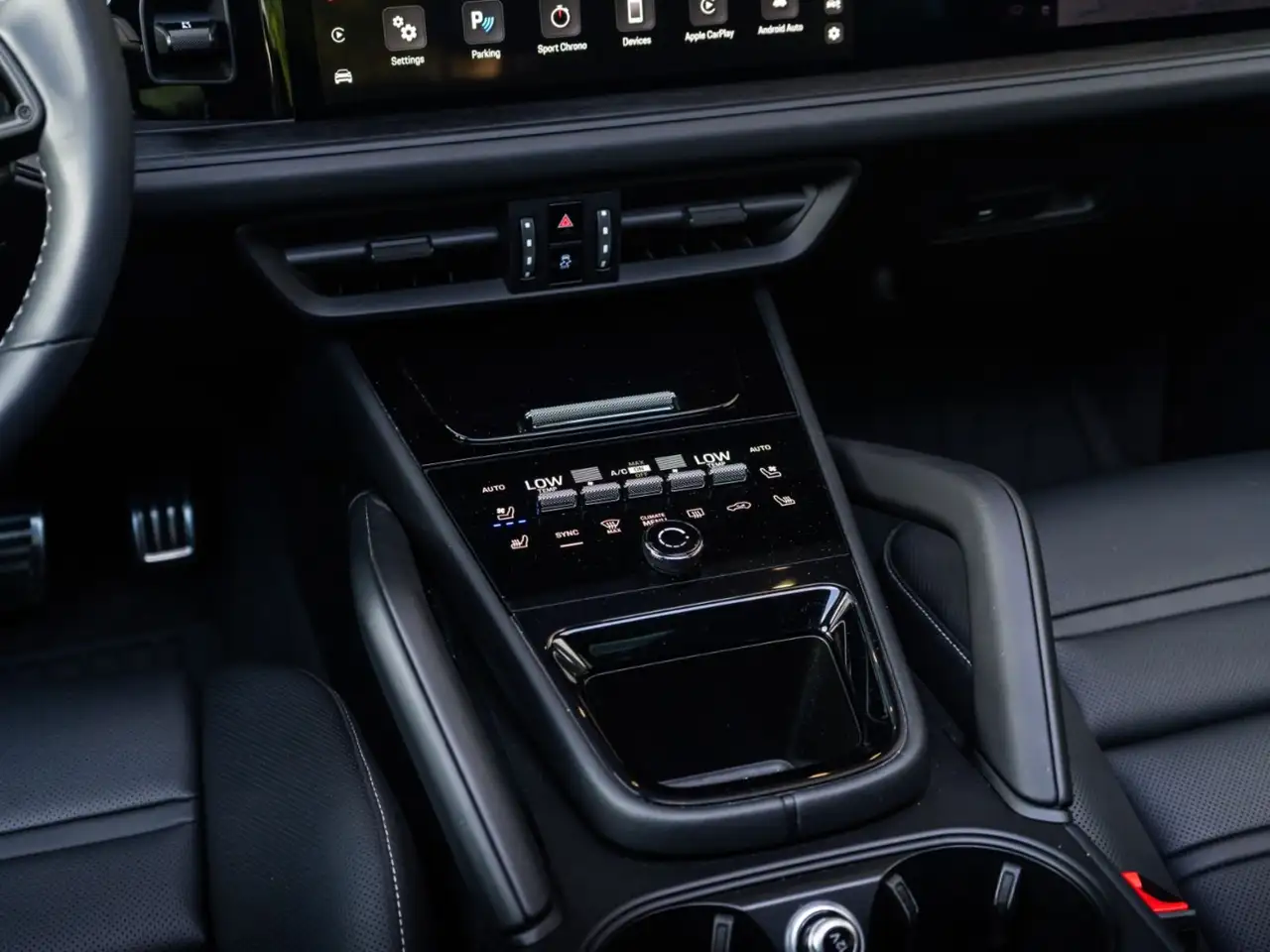 Porsche Cayenne - Image 27