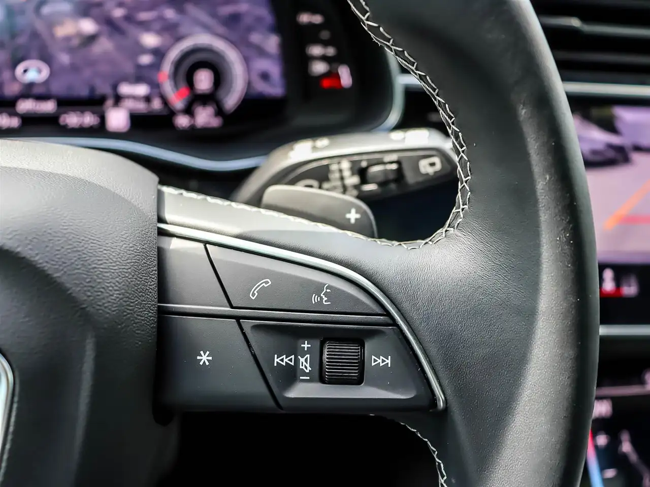 Audi Q8 - Image 27