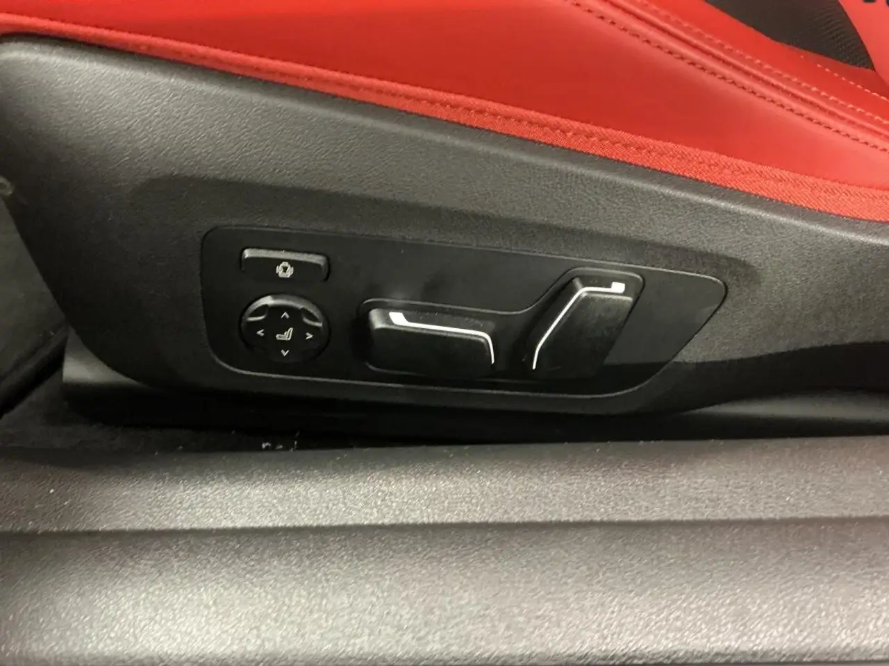 BMW M4 - Image 18