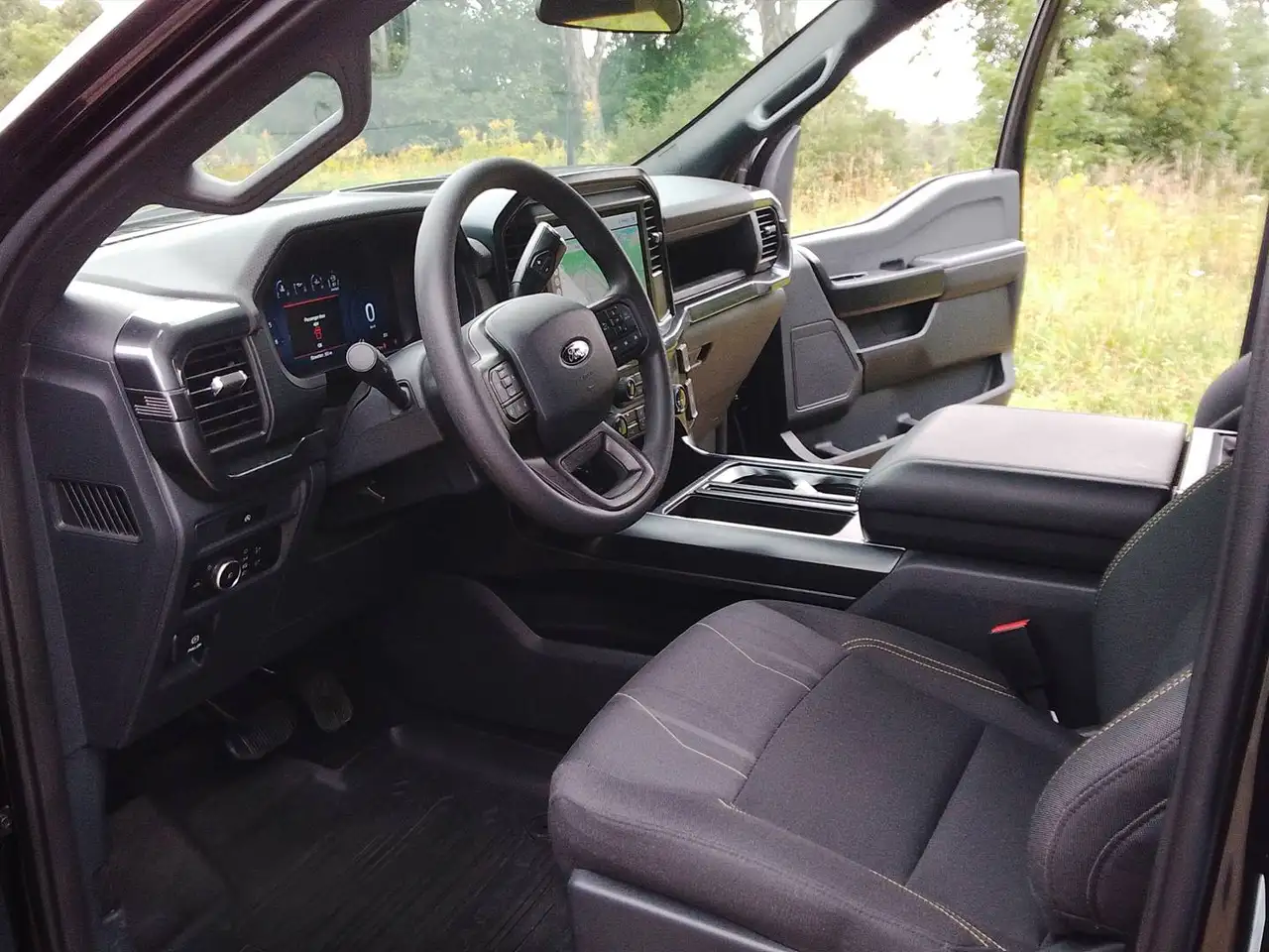 Ford F-150 - Image 21