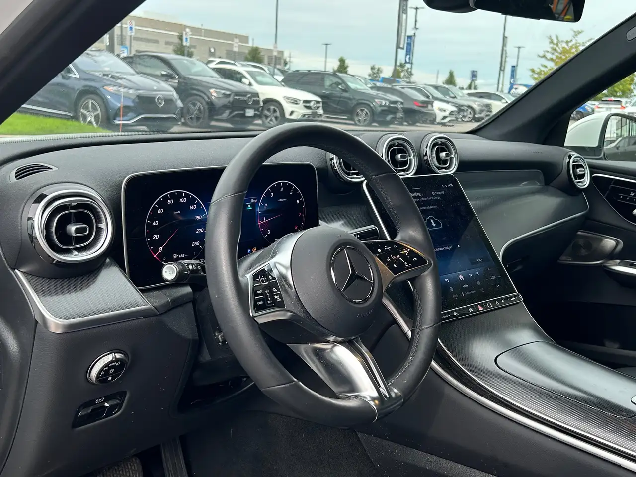 Mercedes-Benz GLC - Image 11