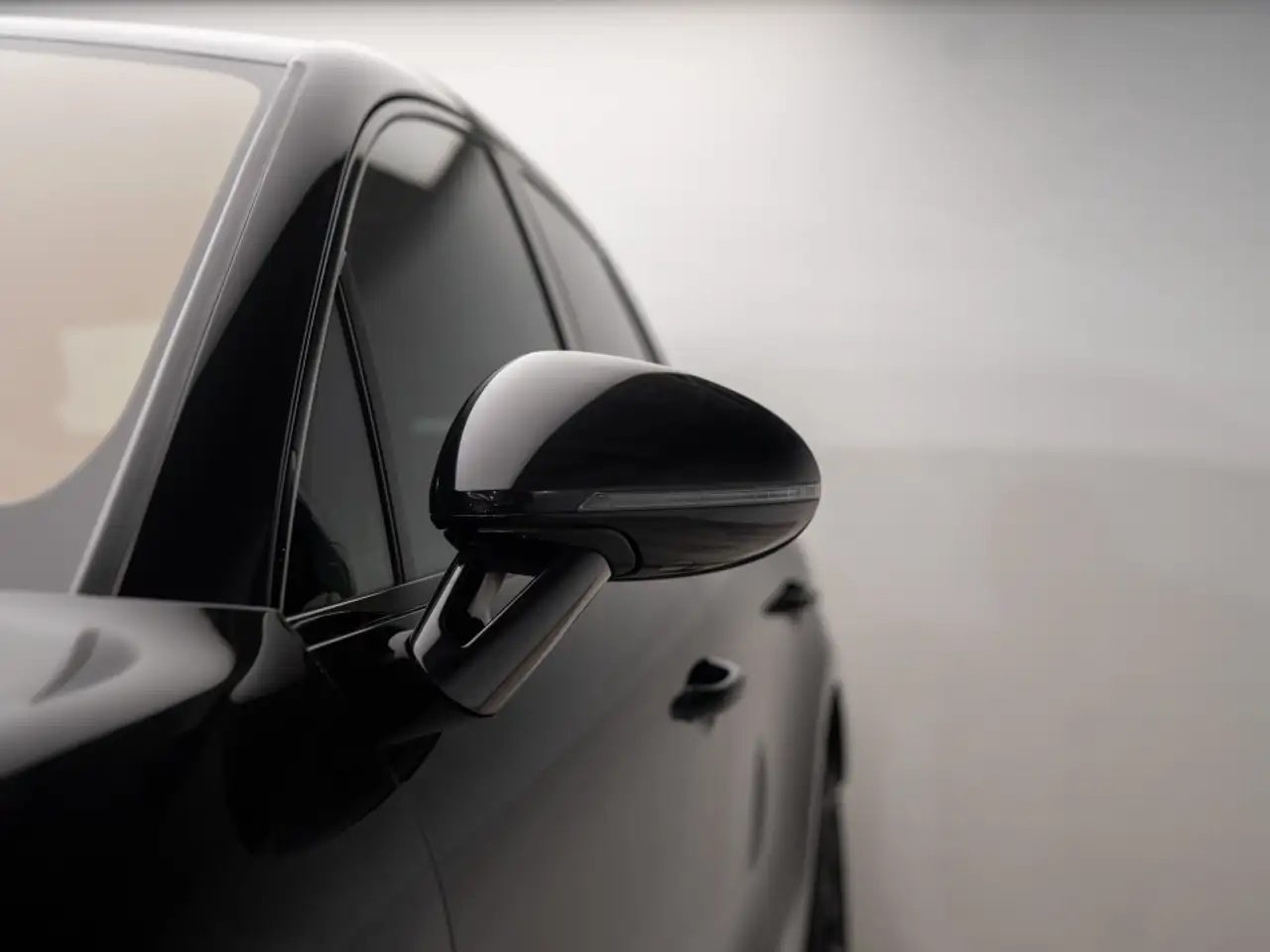 Porsche Macan - Image 5