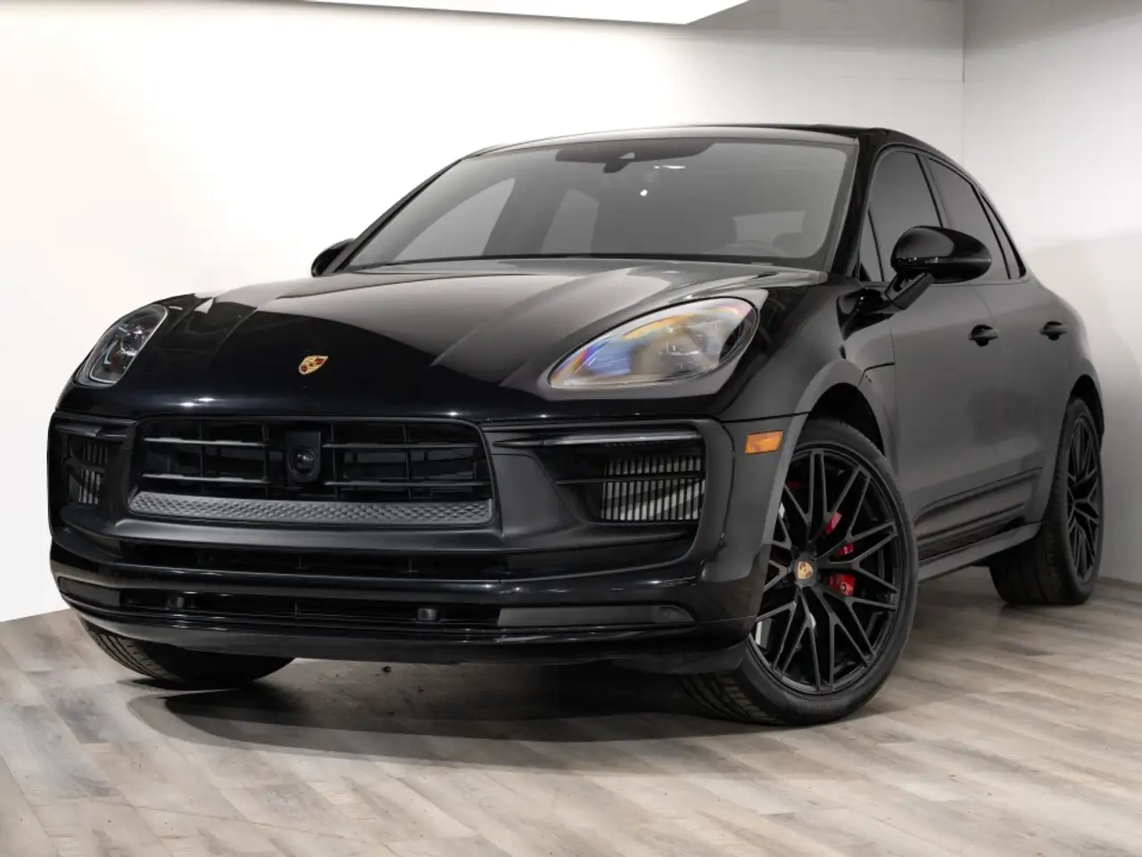 Porsche Macan - Image 1