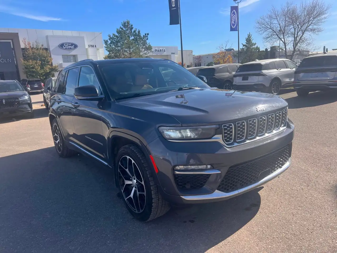 Jeep Grand Cherokee - Image 3