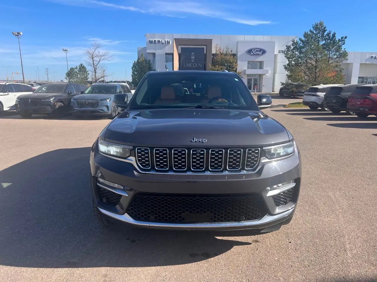 Jeep Grand Cherokee - Image 2