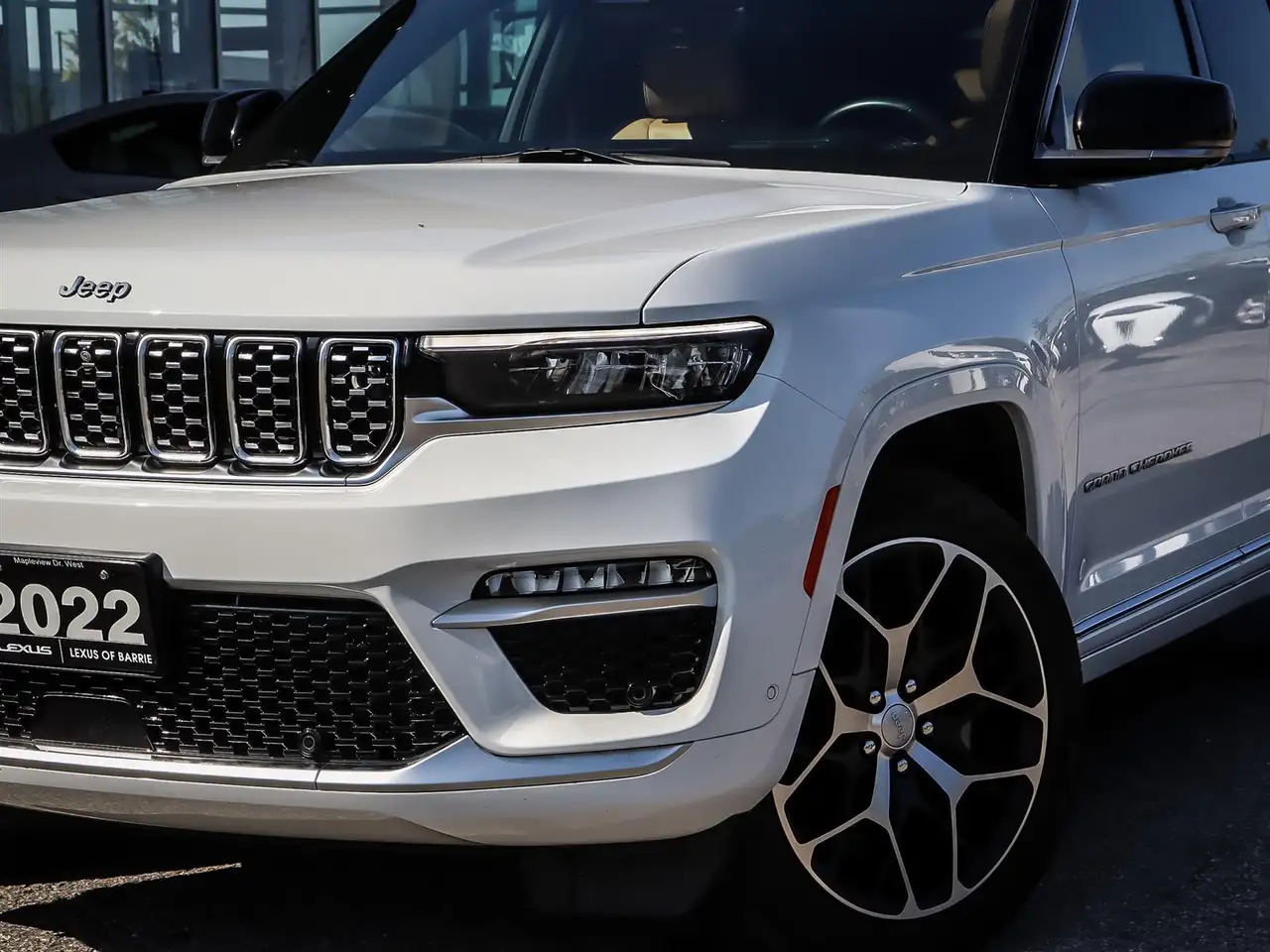 Jeep Grand Cherokee - Image 2