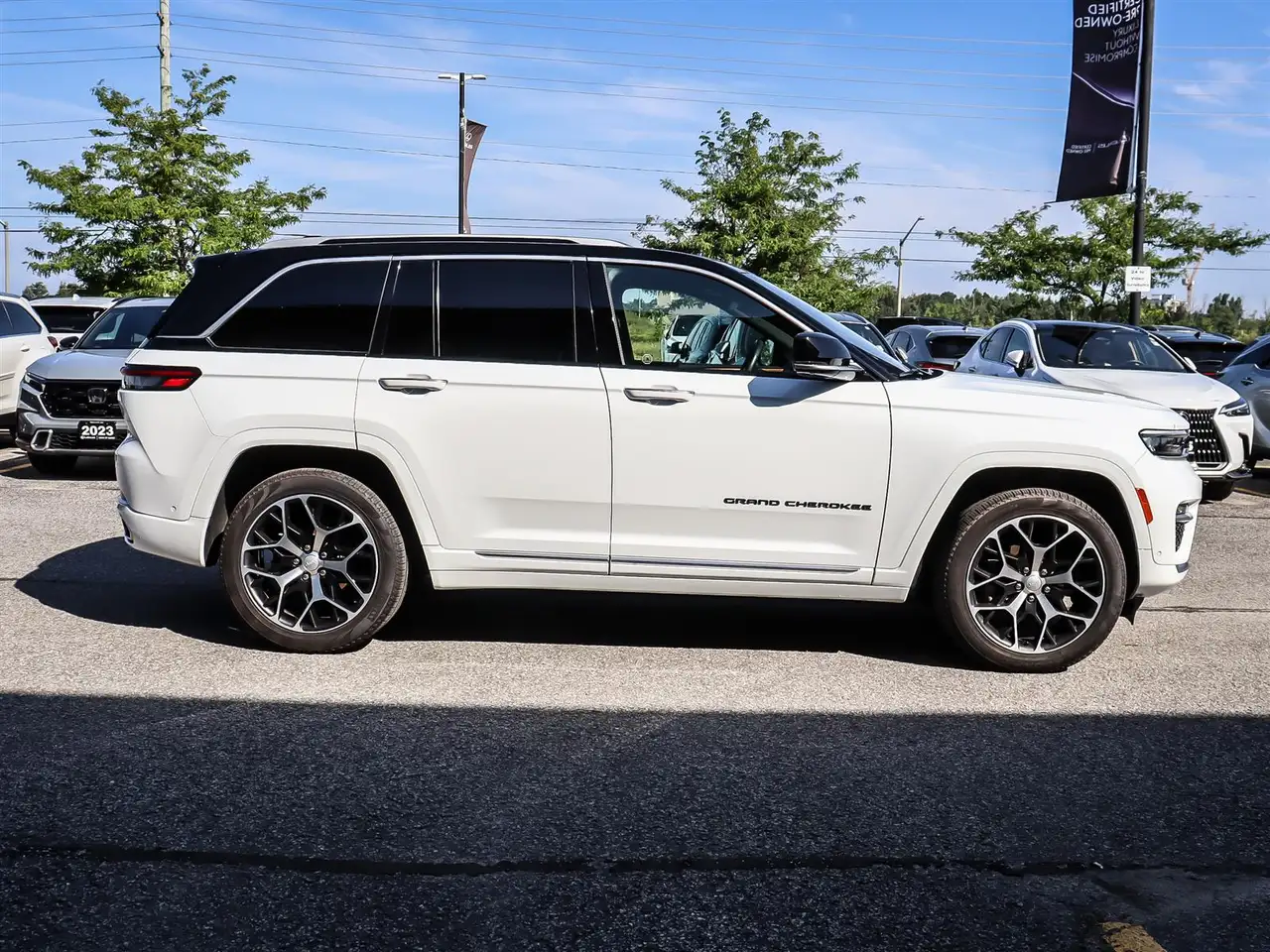 Jeep Grand Cherokee - Image 4