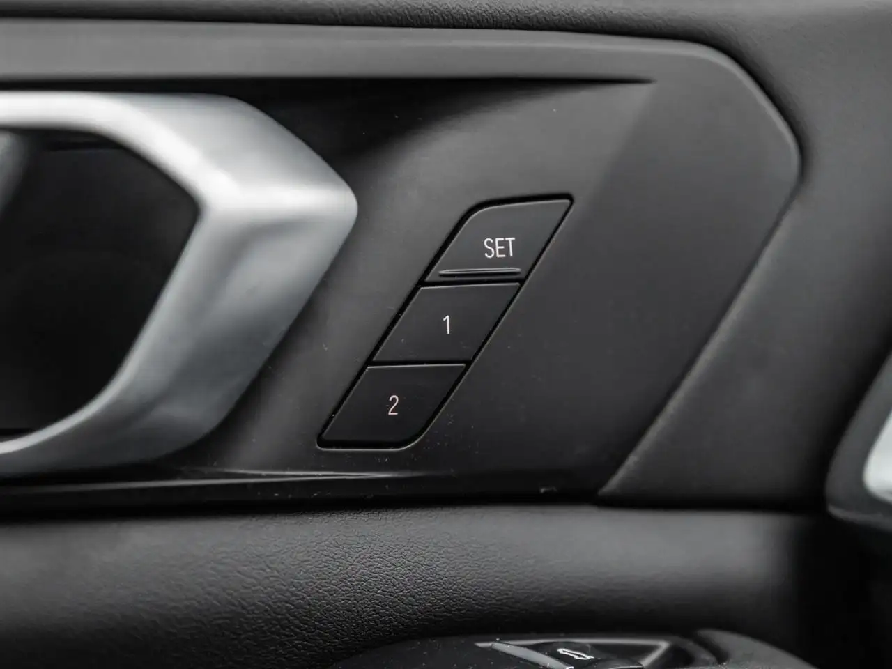 BMW X5 - Image 18