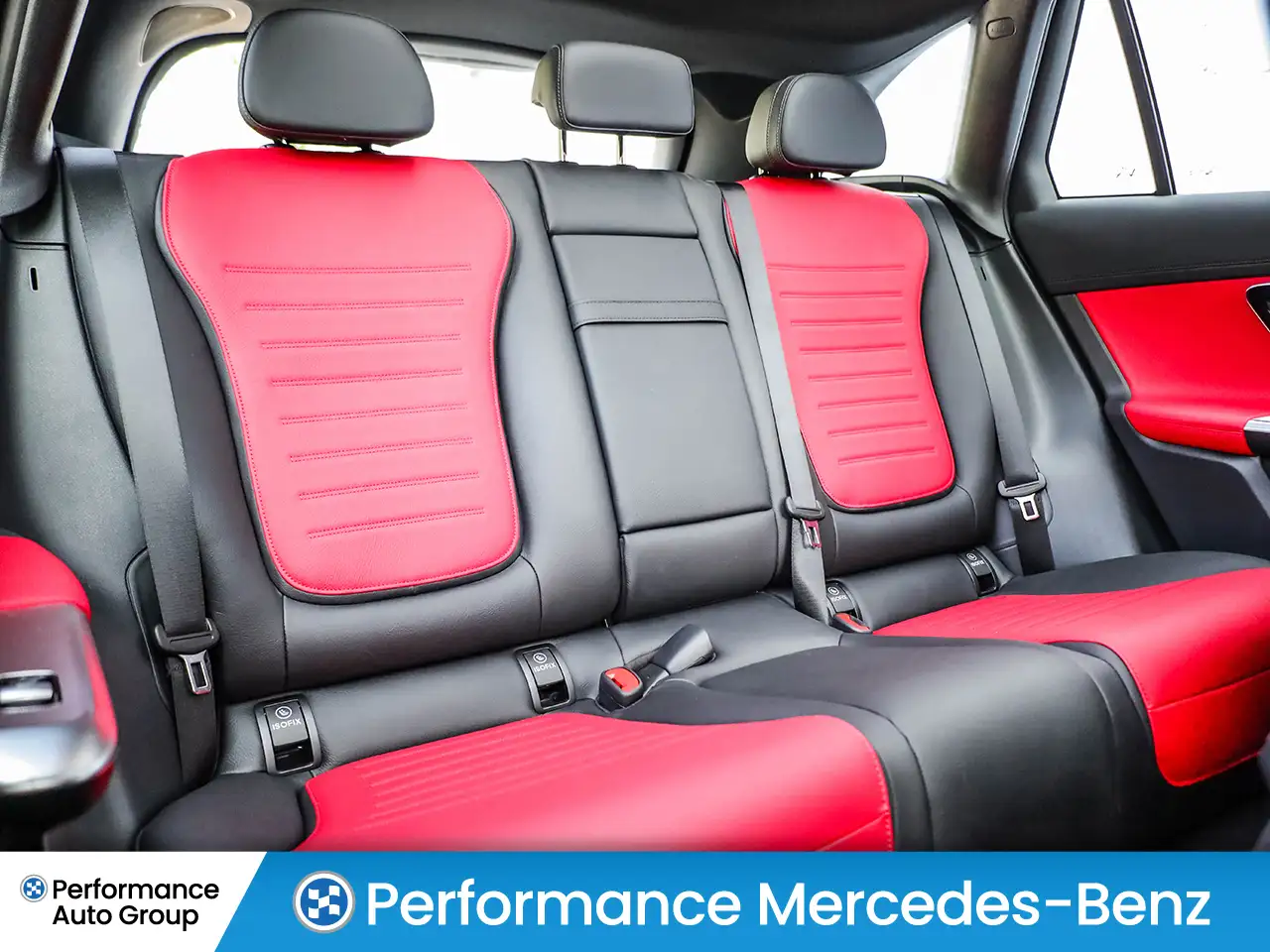 Mercedes-Benz GLC - Image 17