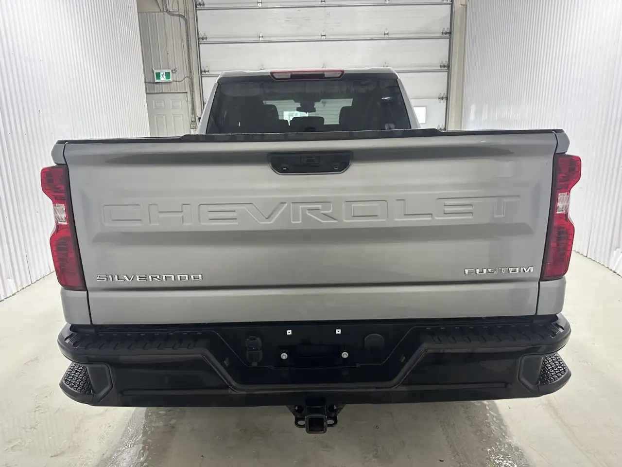 Chevrolet Silverado 1500 - Image 7