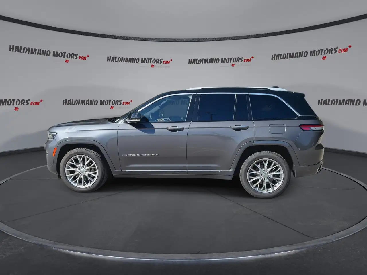 Jeep Grand Cherokee - Image 5