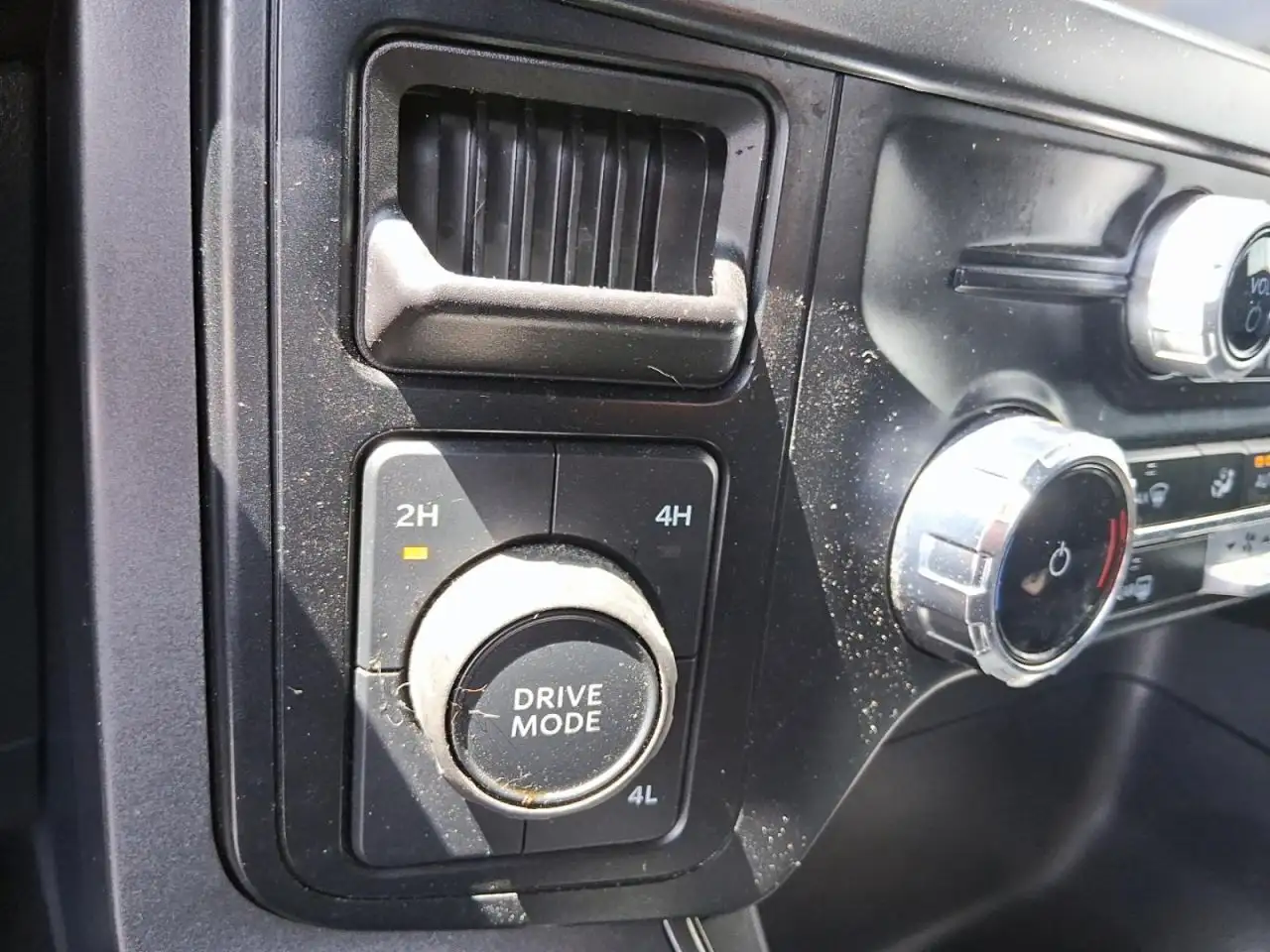 Ford F-150 - Image 17