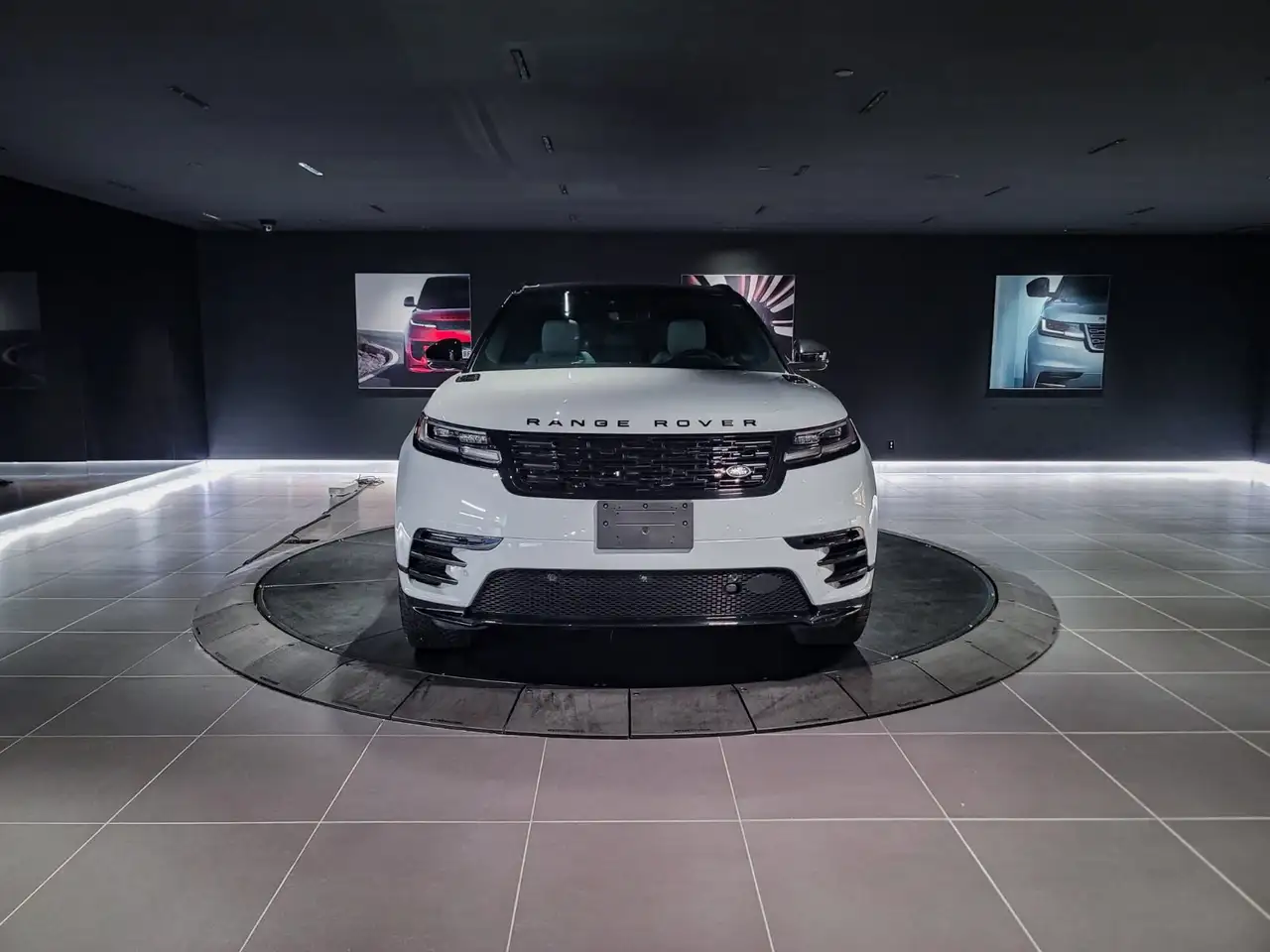 Land Rover Range Rover Velar - Image 2