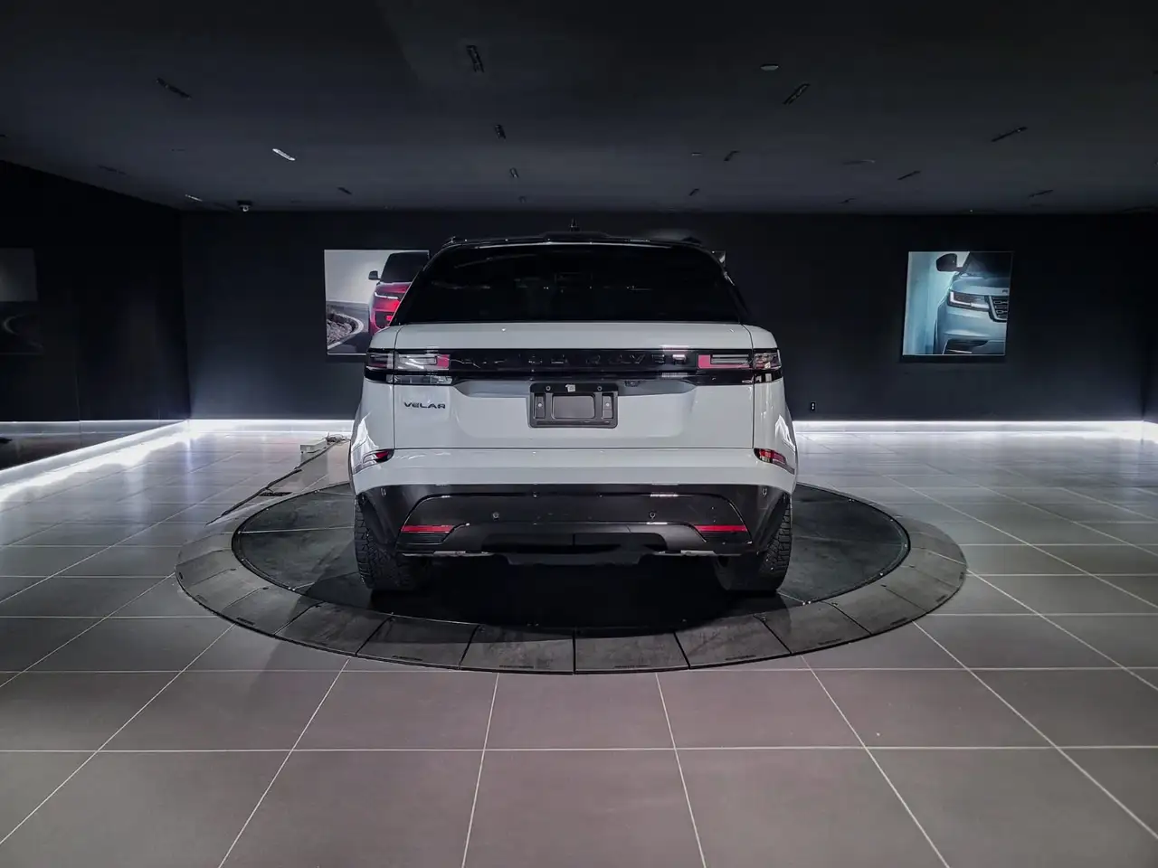 Land Rover Range Rover Velar - Image 6