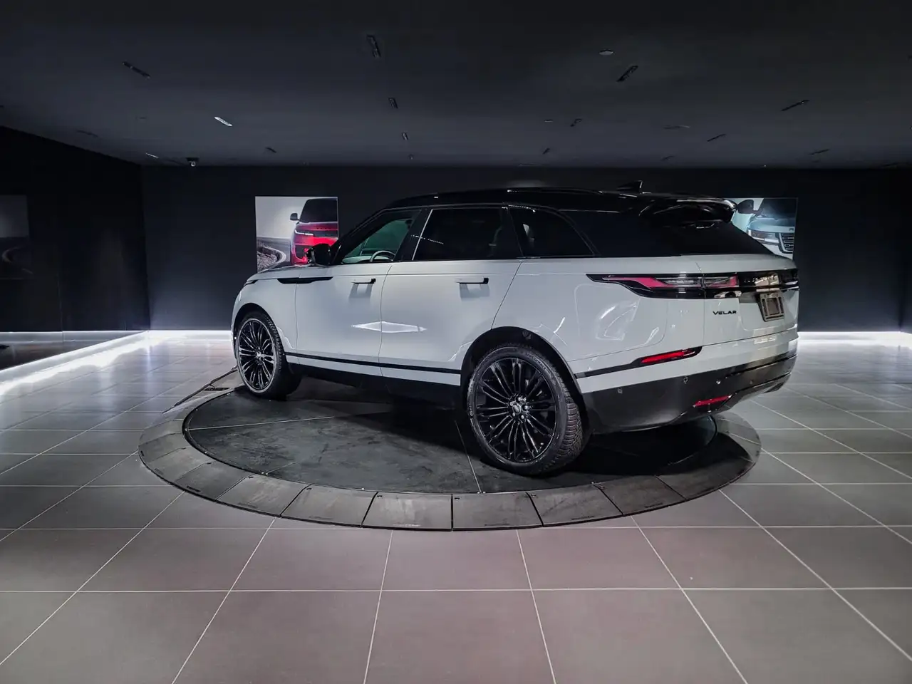 Land Rover Range Rover Velar - Image 7