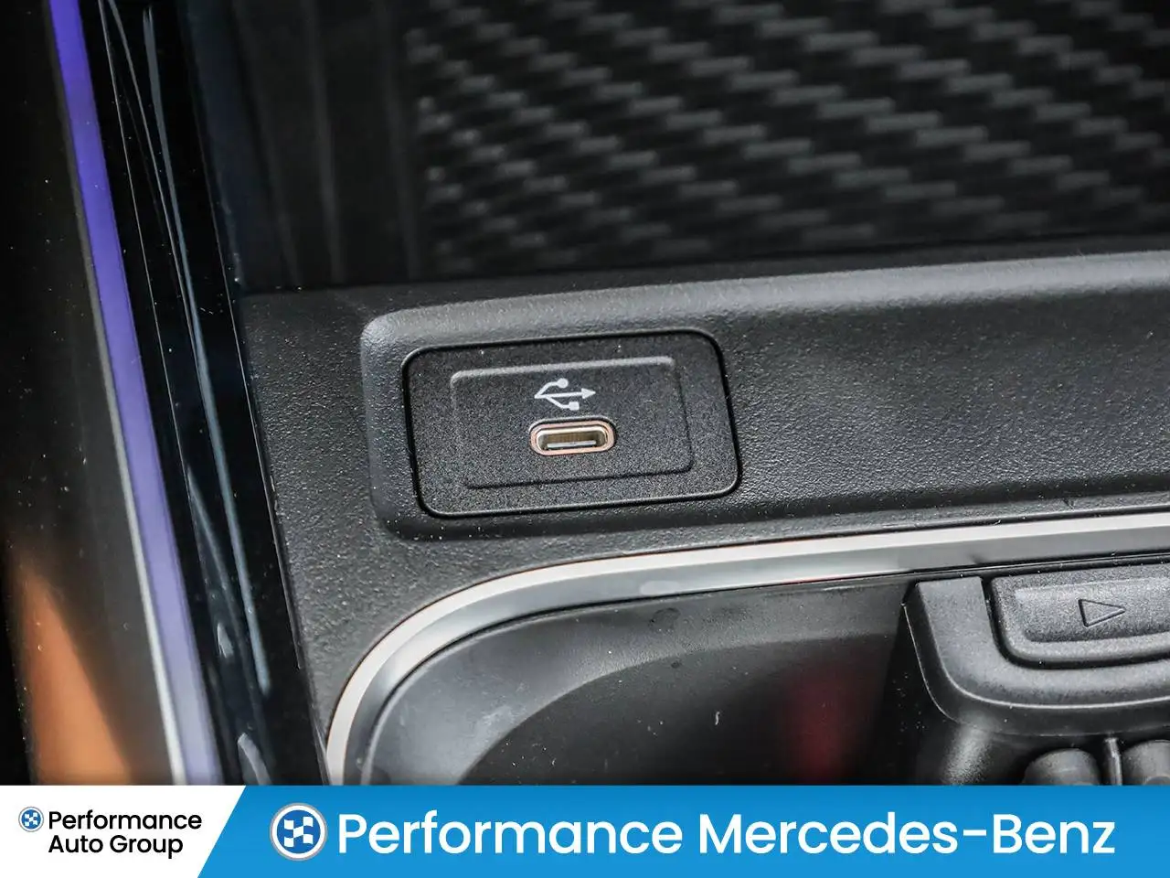 Mercedes-Benz GLA - Image 27