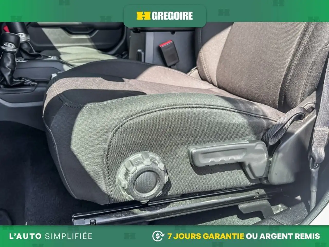 Jeep Wrangler - Image 31