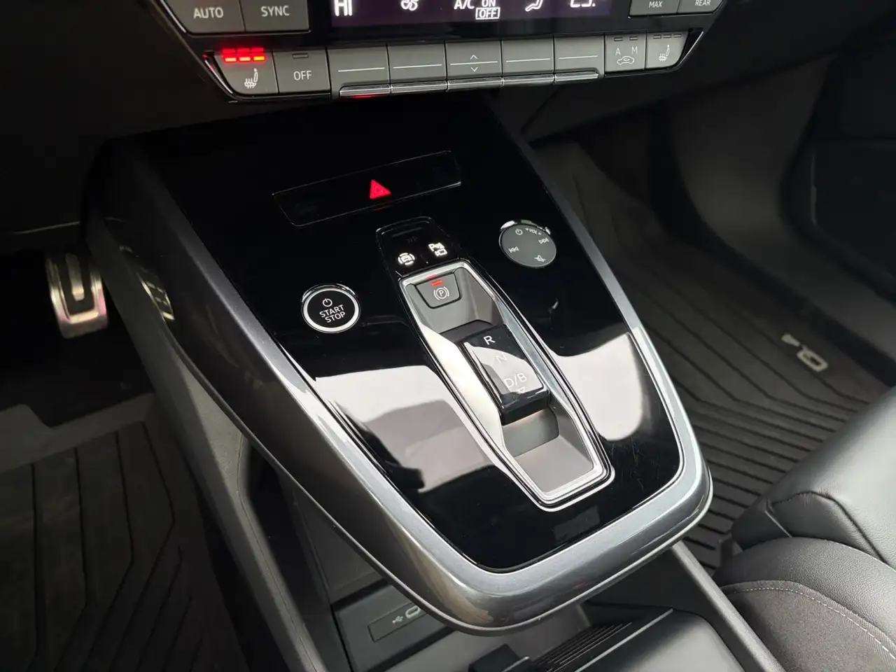 Audi Q4 e-tron - Image 24