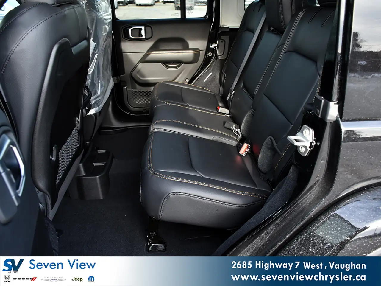 Jeep Wrangler - Image 12