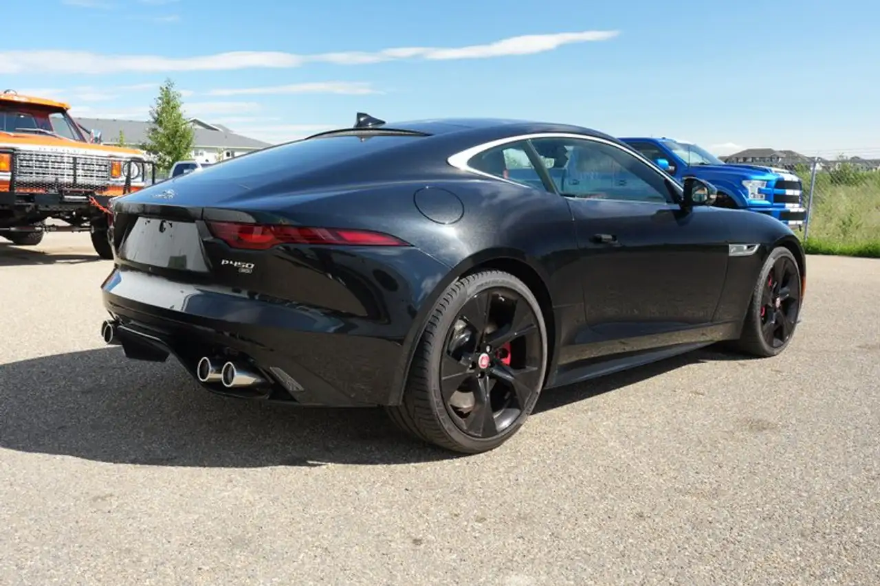 Jaguar F-Type - Image 5