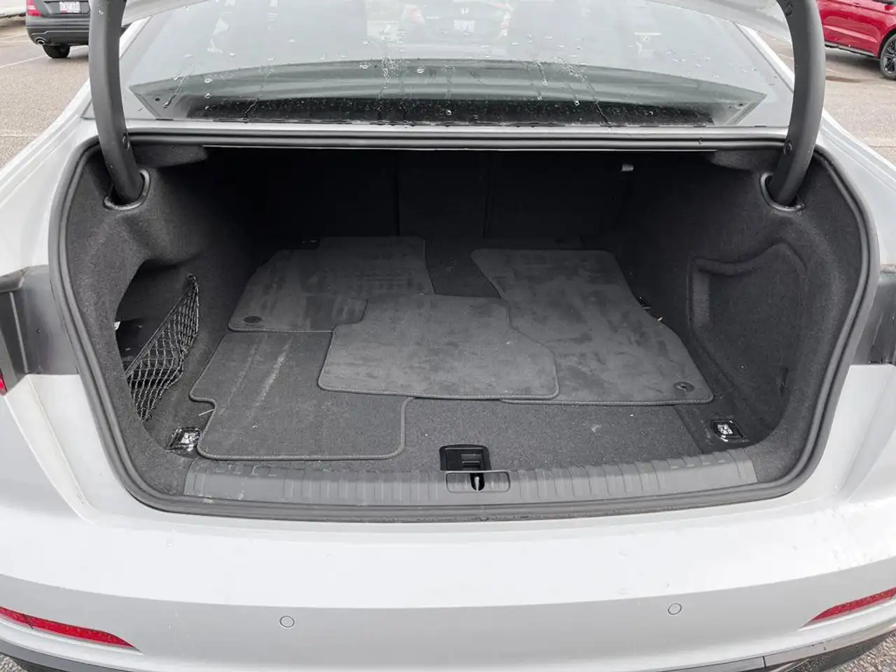 Audi A6 - Image 15