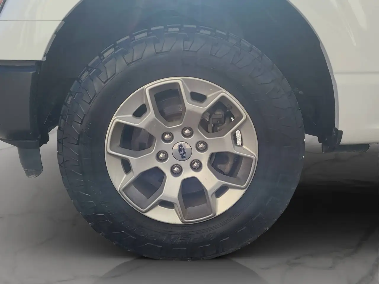 Ford F-150 - Image 8