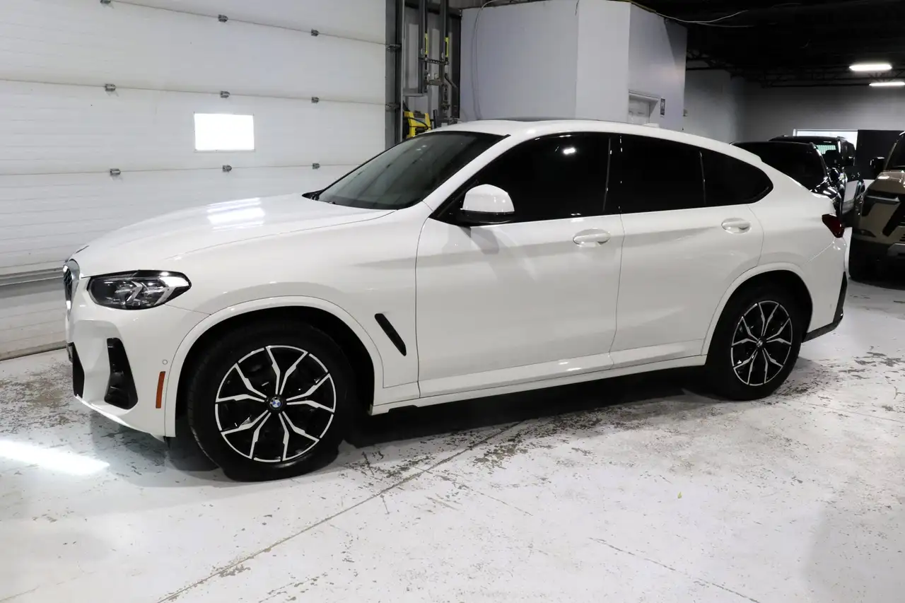 BMW X4 - Image 2