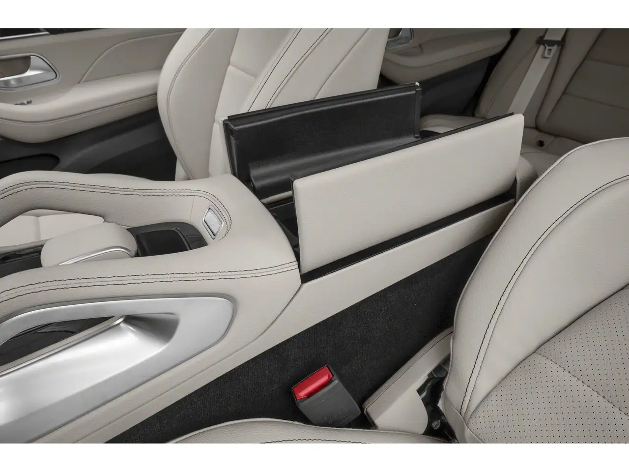 Mercedes-Benz GLE - Image 9