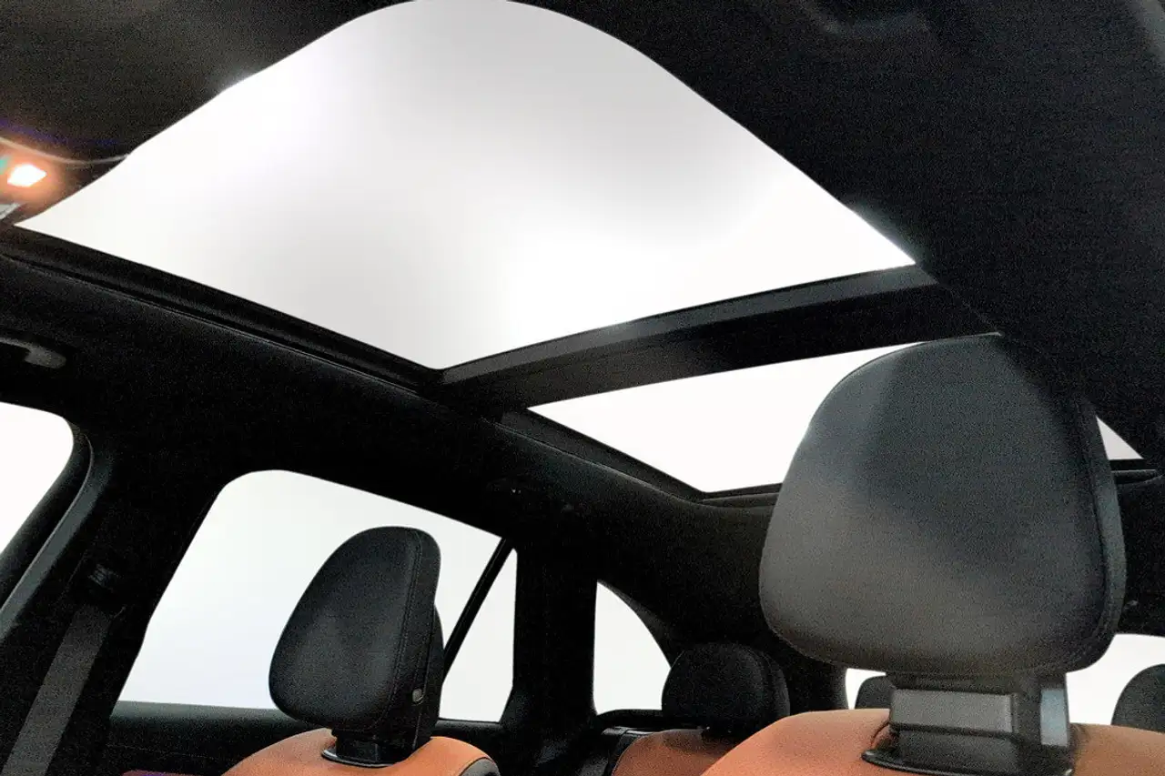 Mercedes-Benz GLC - Image 11