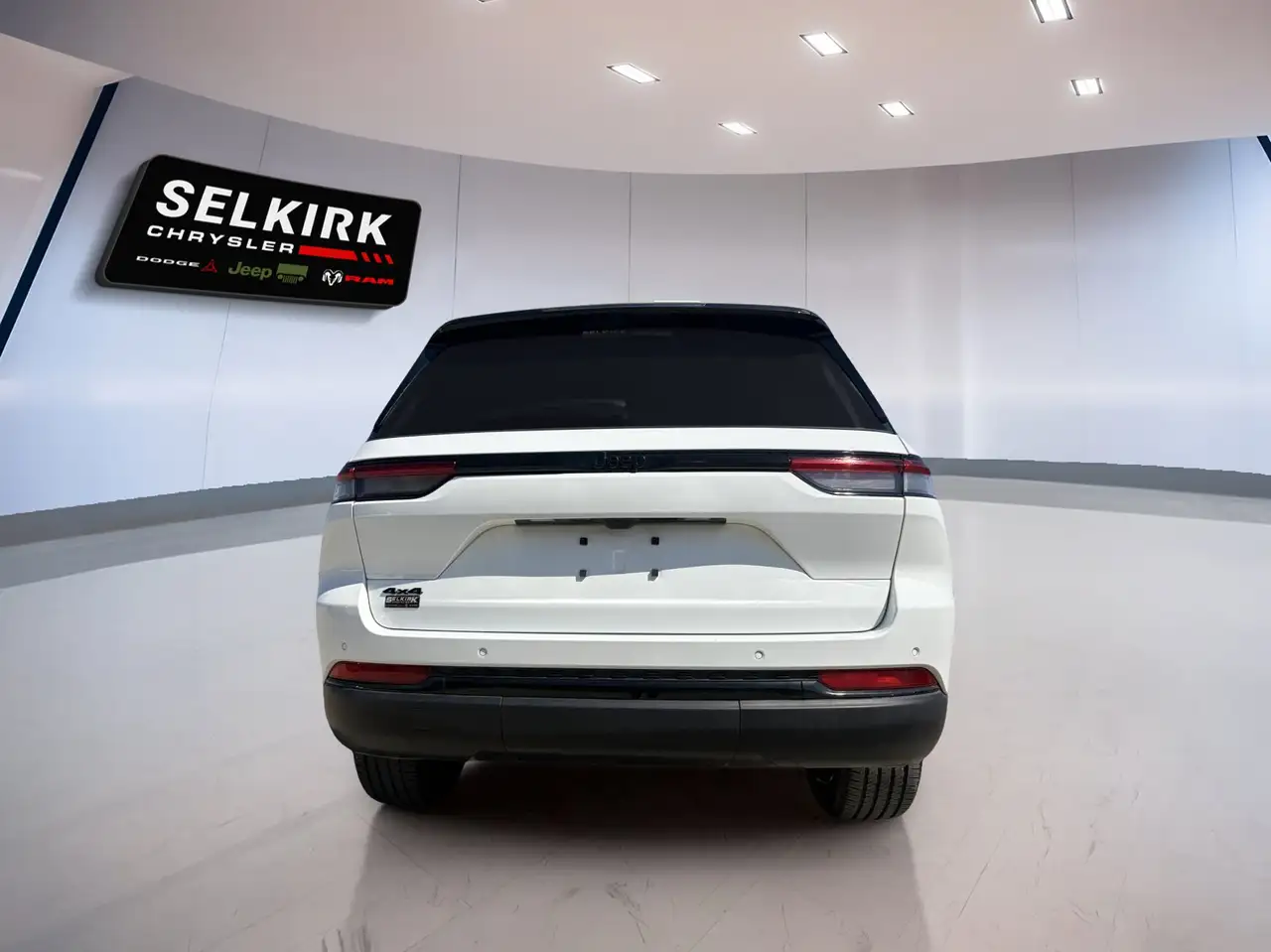 Jeep Grand Cherokee - Image 5