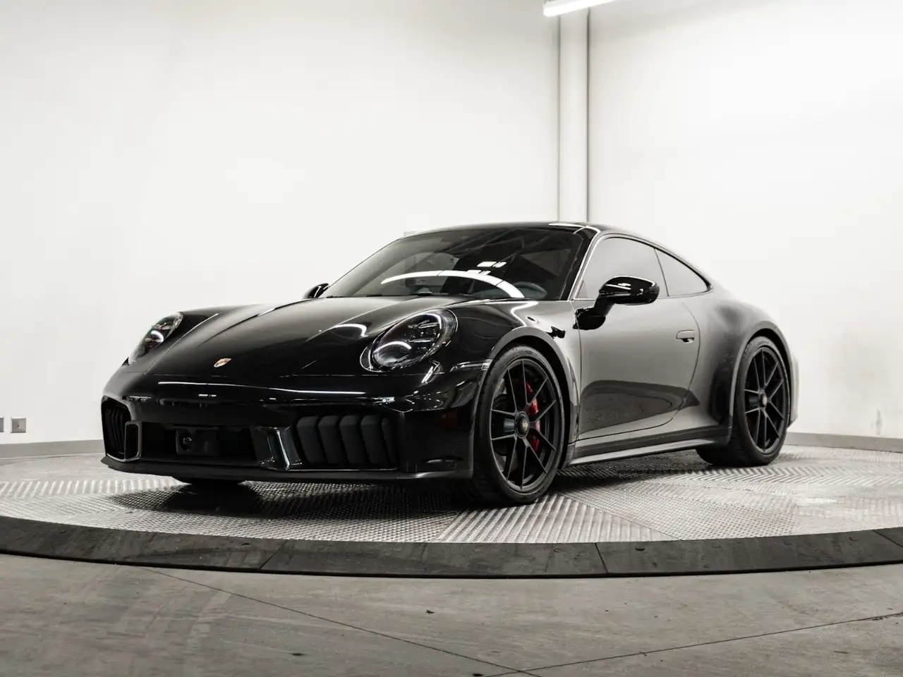 Porsche 911 - Image 1