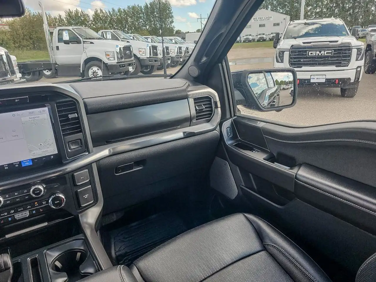 Ford F-150 - Image 11