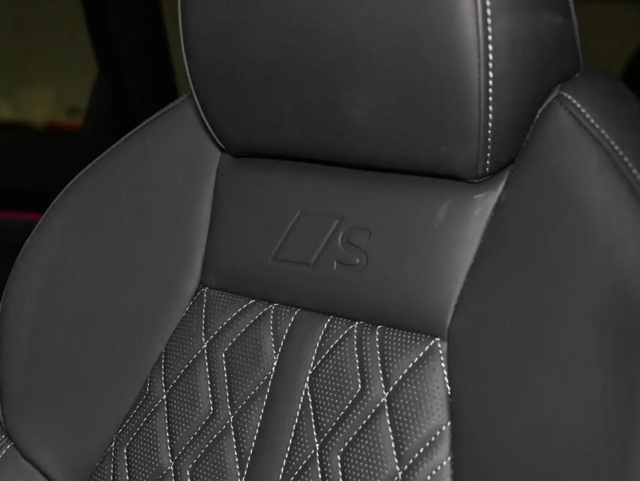 Audi SQ5 - Image 22