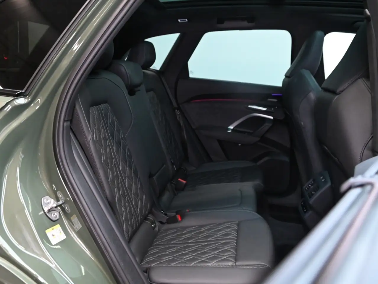 Audi SQ5 - Image 8