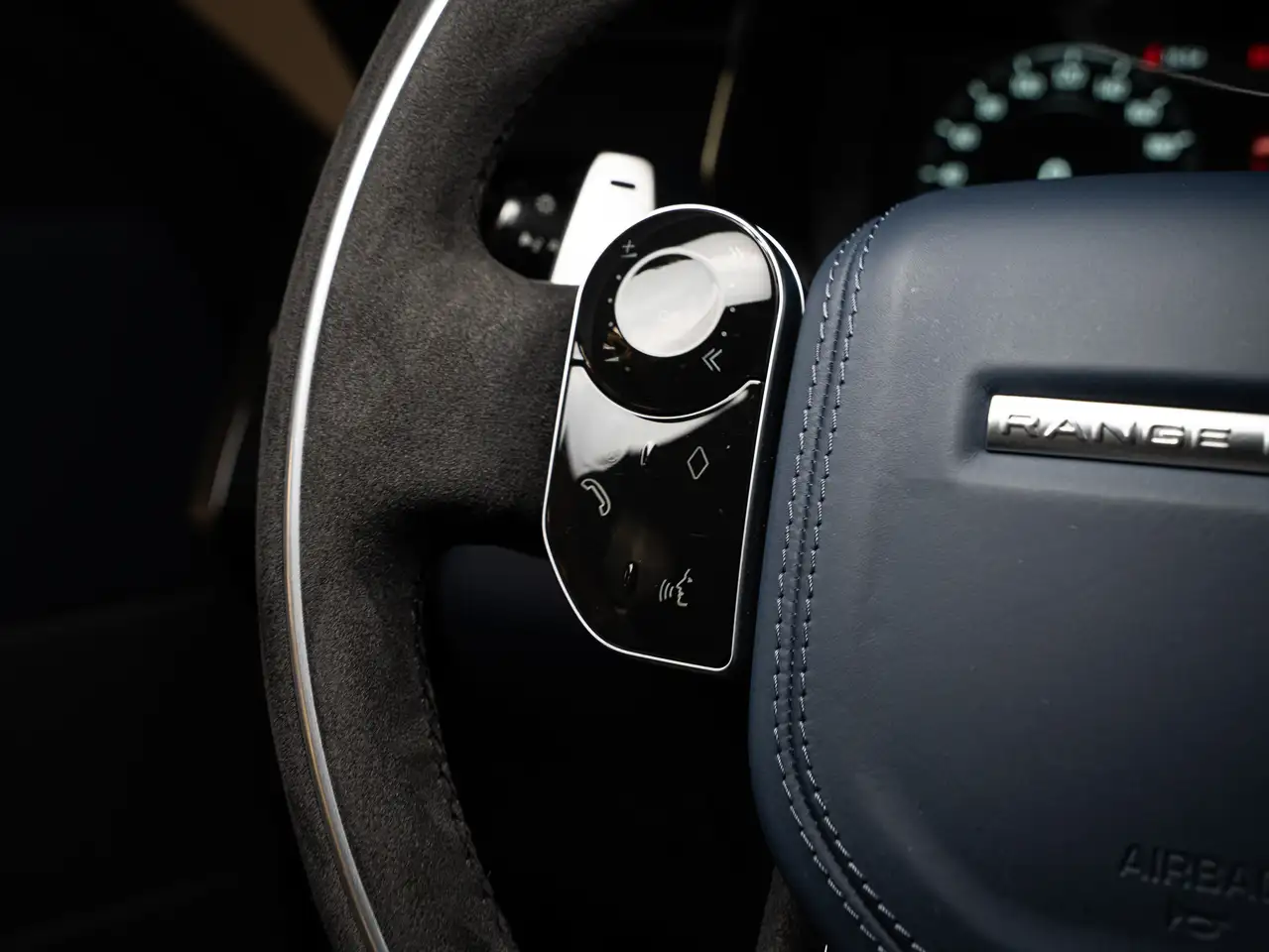 Land Rover Range Rover Sport - Image 8