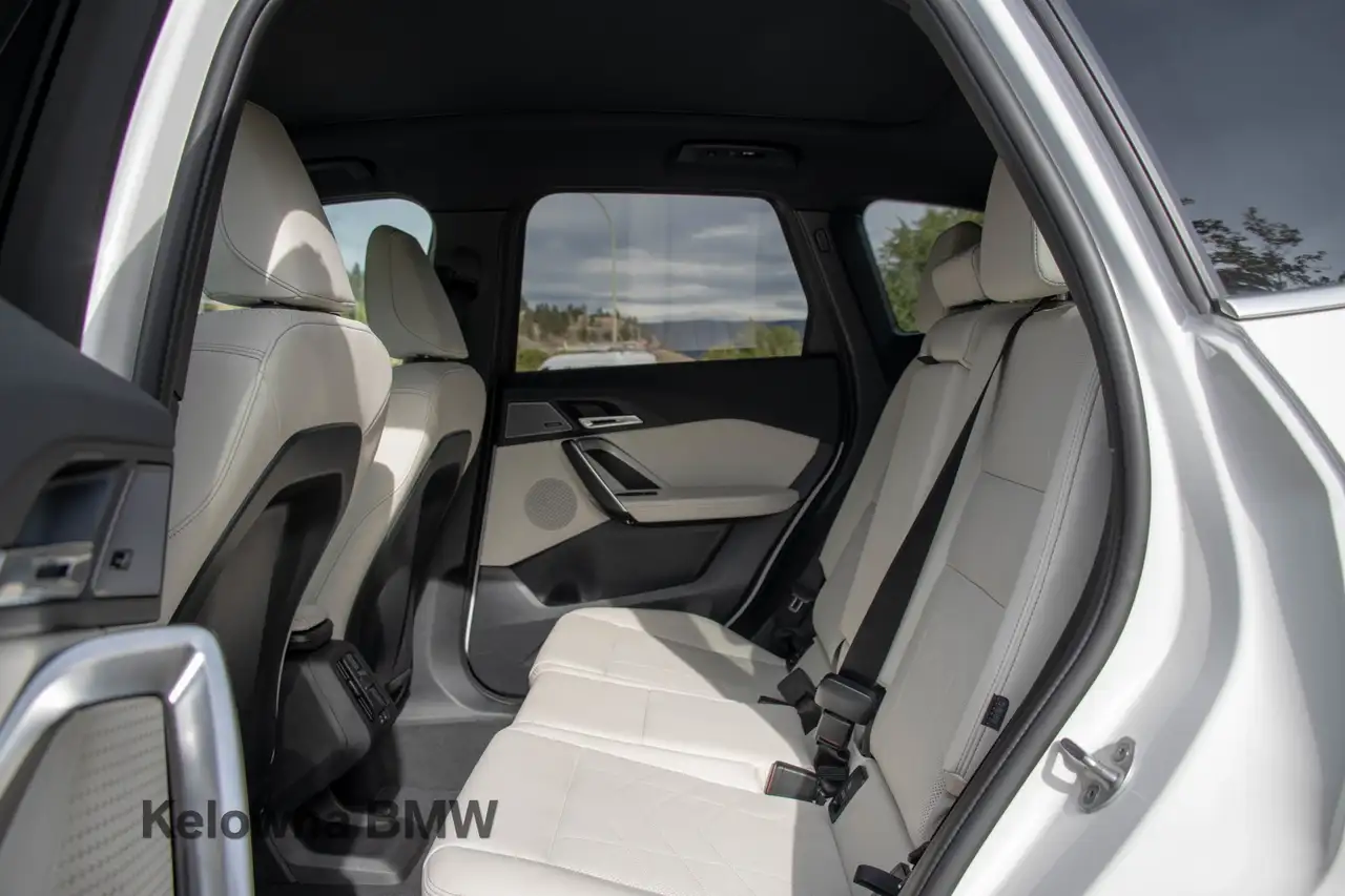 BMW X1 - Image 13
