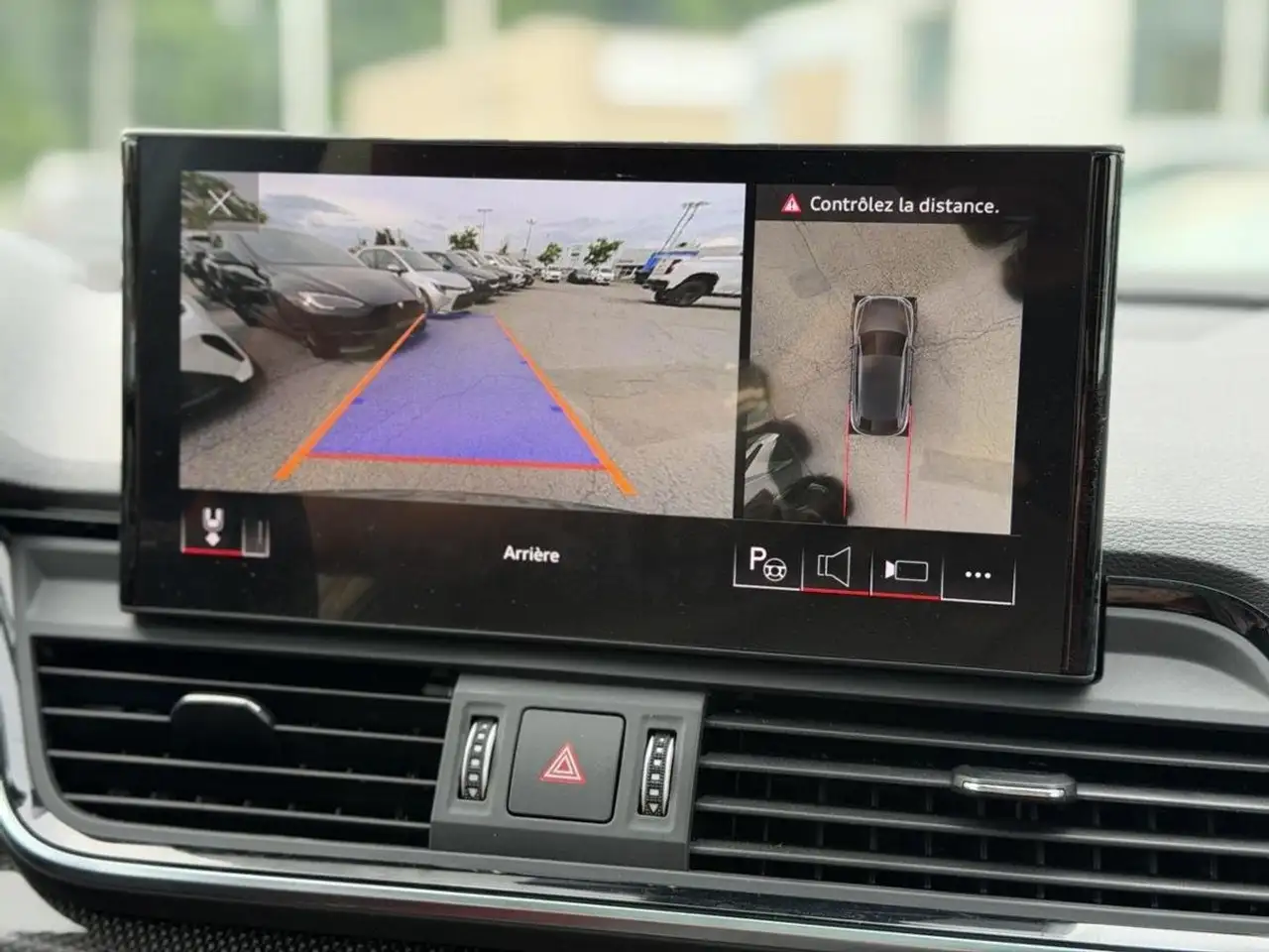 Audi SQ5 - Image 16