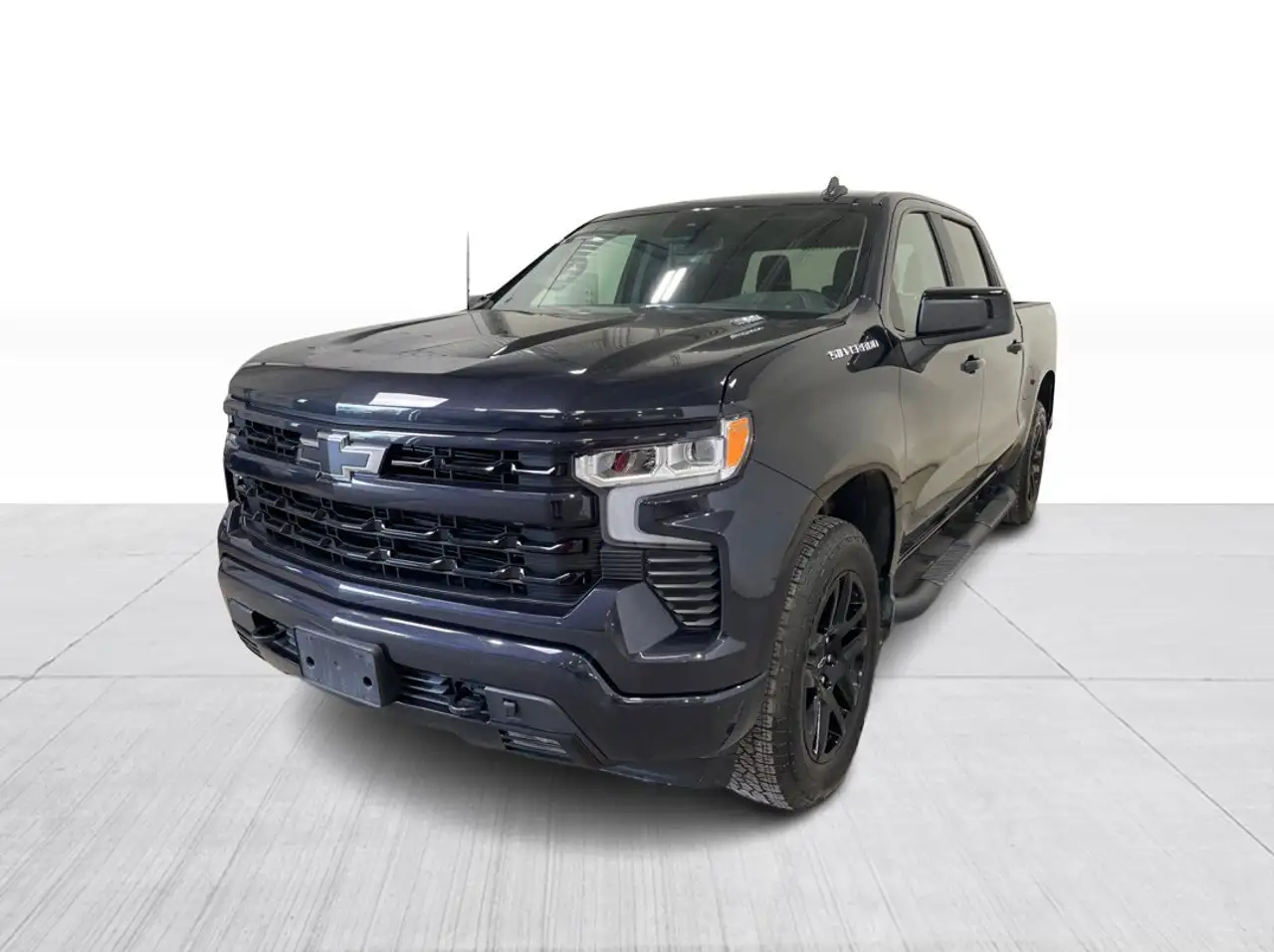 Chevrolet Silverado 1500 - Image 10