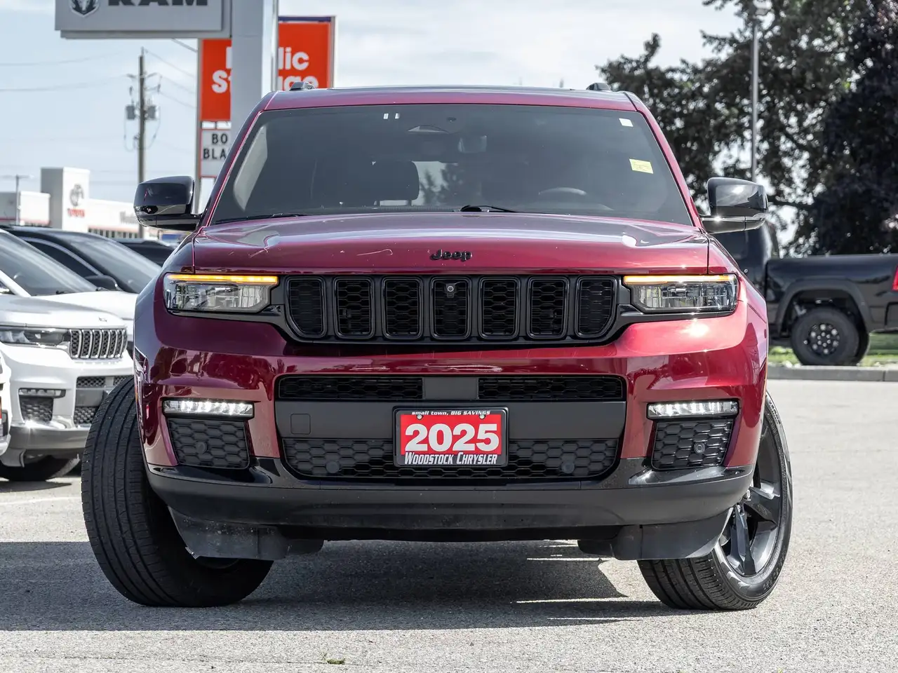 Jeep Grand Cherokee - Image 2