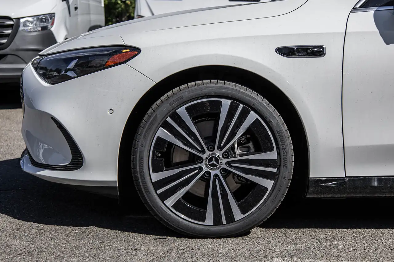 Mercedes-Benz CLA - Image 5