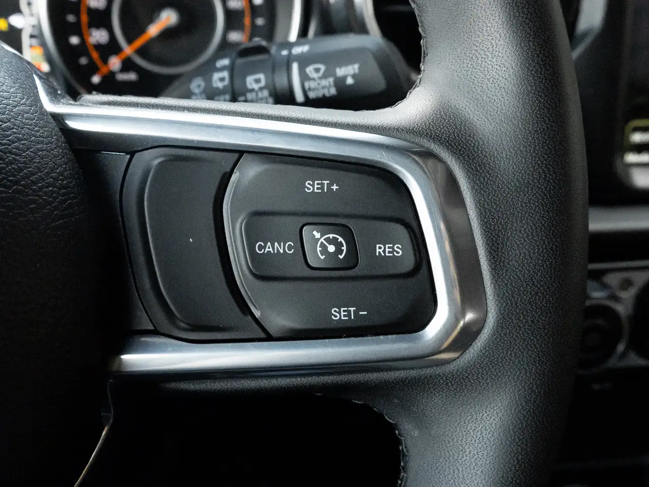 Jeep Wrangler - Image 11