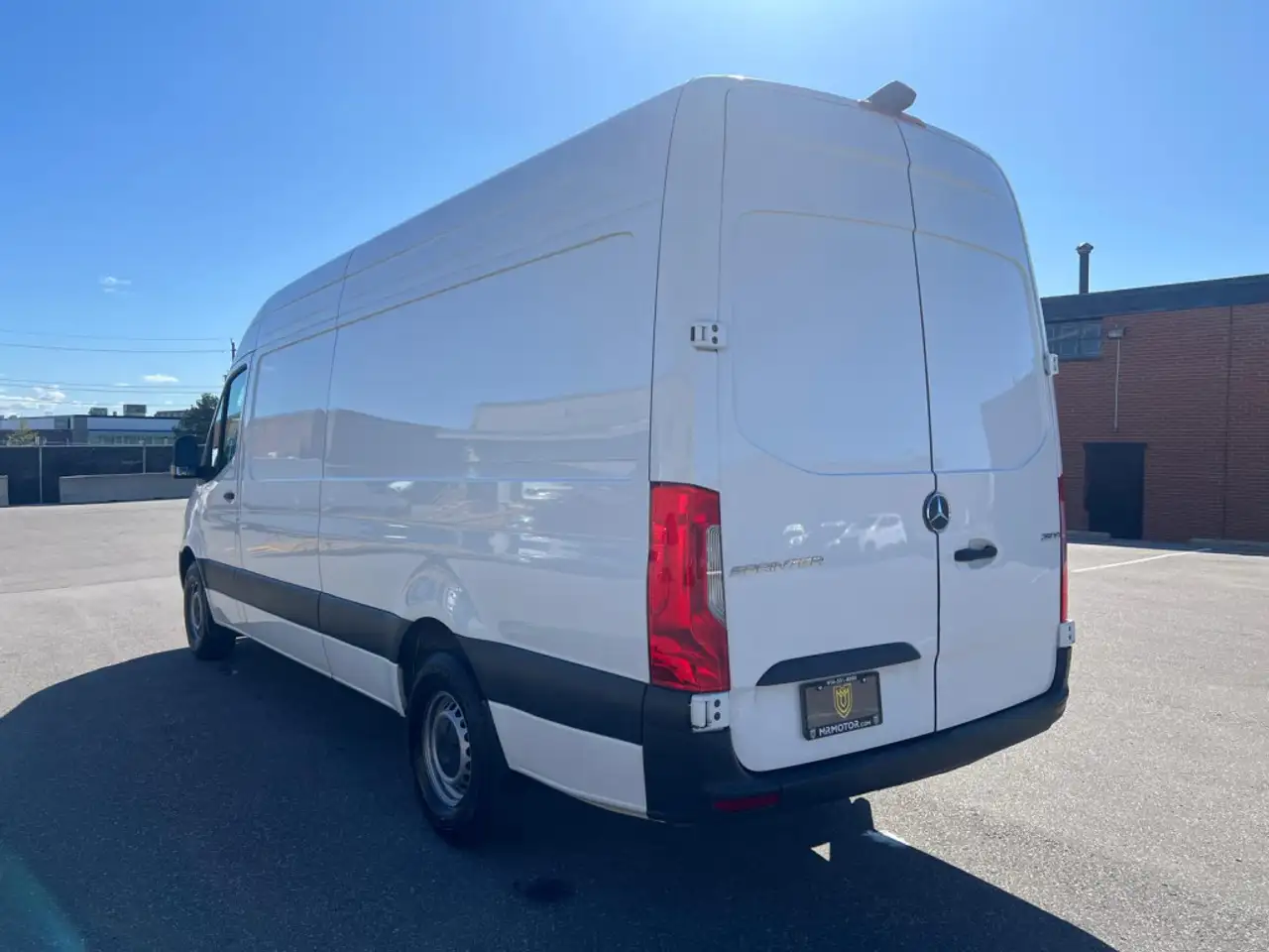 Mercedes-Benz Sprinter - Image 3
