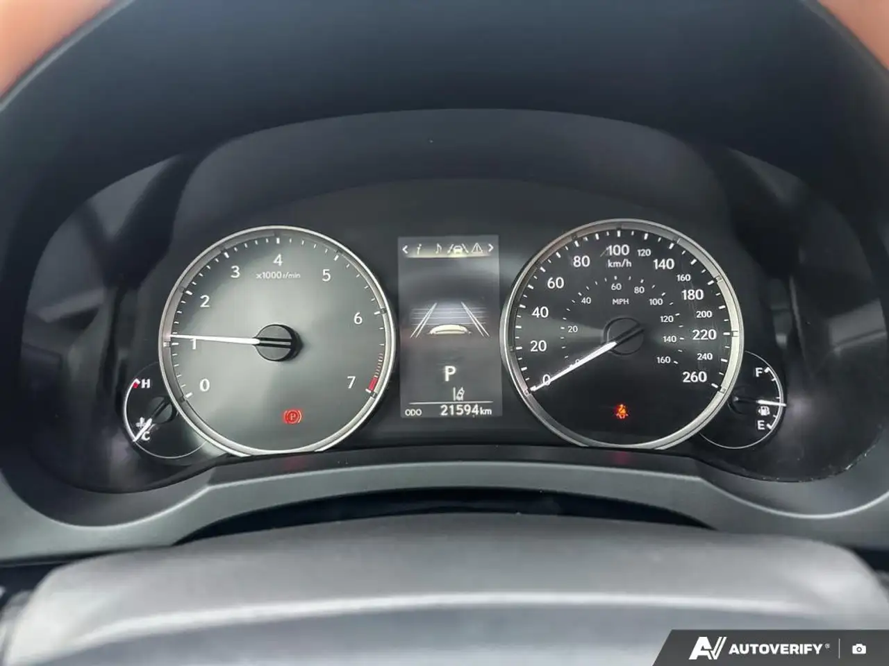 Lexus IS - Image 15