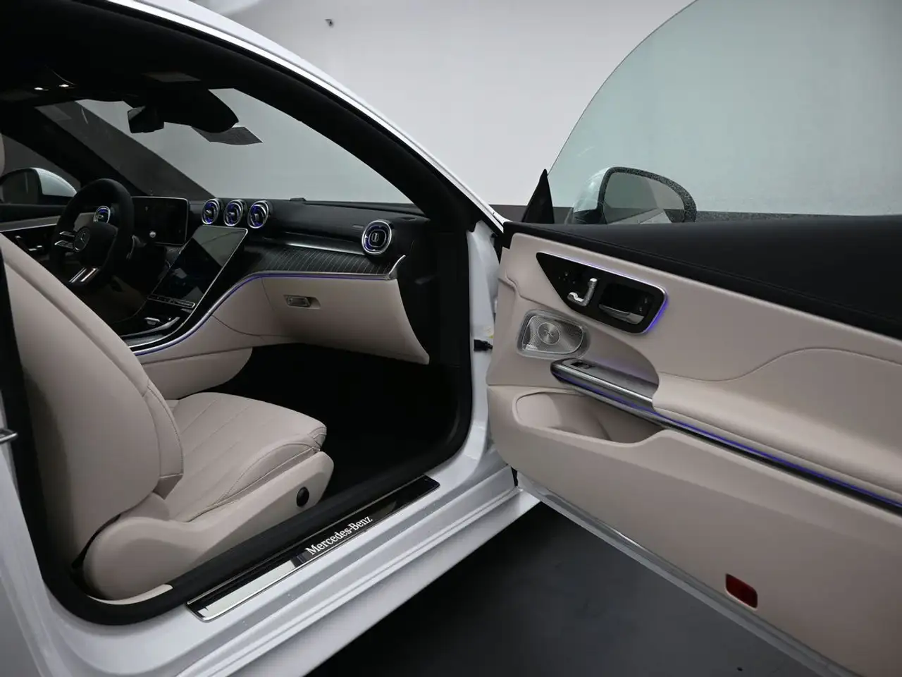 Mercedes-Benz CLE - Image 21