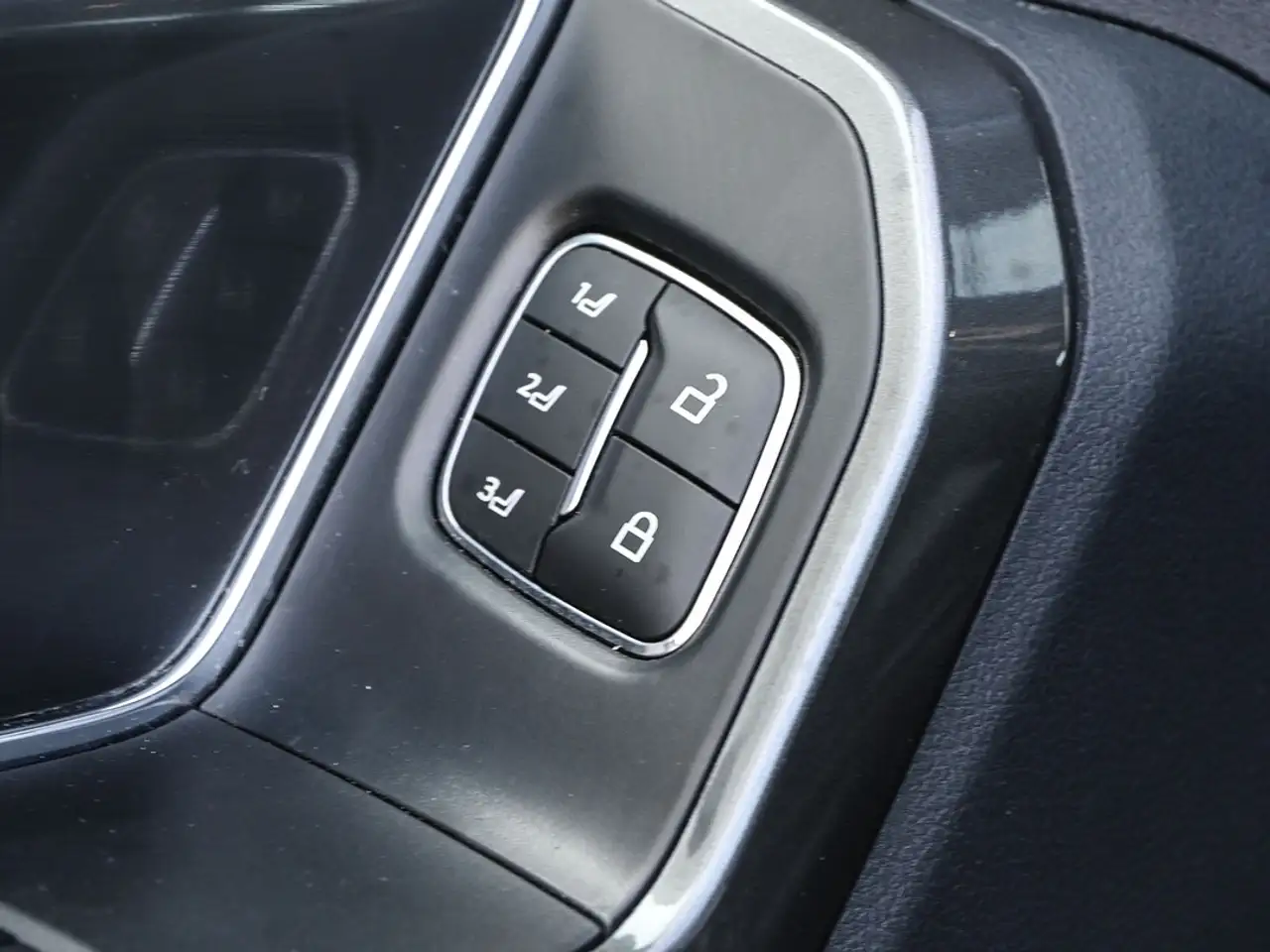 Ford F-150 - Image 16